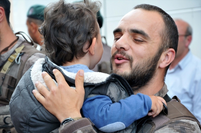 Afrin’e uğurlanan kahramanlar Sivas’a döndü